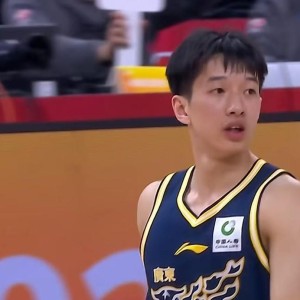 世界杯高清观看-广东队最新消息！CBA后场大杀器身价暴跌，已被杜锋彻底弃用！